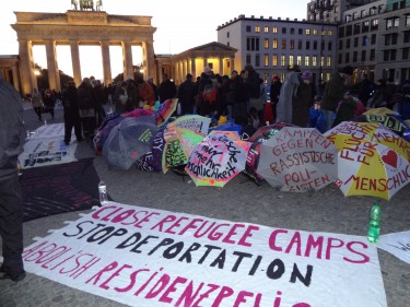 Le lieu de la grève de la faim devant la Porte de Brandenburg